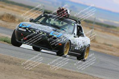 media/Sep-30-2023-24 Hours of Lemons (Sat) [[2c7df1e0b8]]/Track Photos/10am (Star Mazda)/